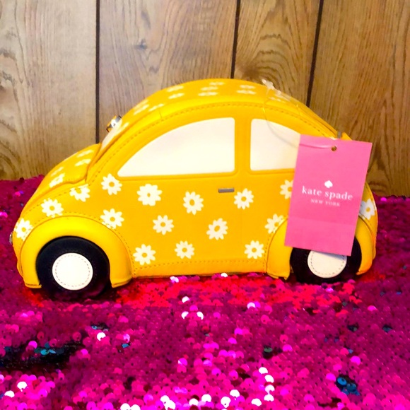 kate spade Handbags - NWTO Kate Spade Beep Beep Daisy Car Crossbody Purse